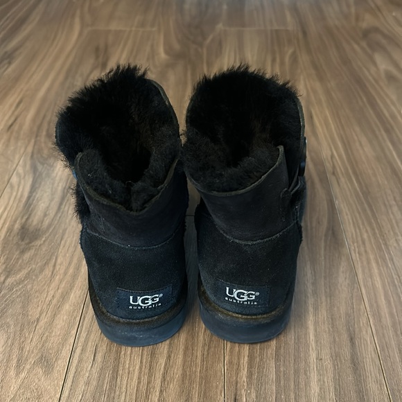 Ugg Mini Bailey Button Boots - Picture 3 of 5